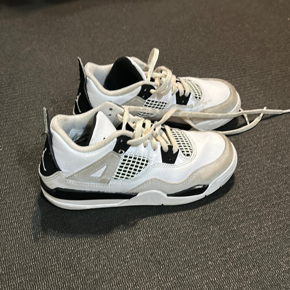 Kids Jordan Retros